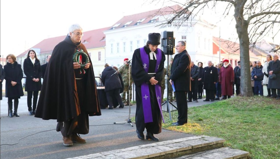 Ferenc atya koszorúzás 2