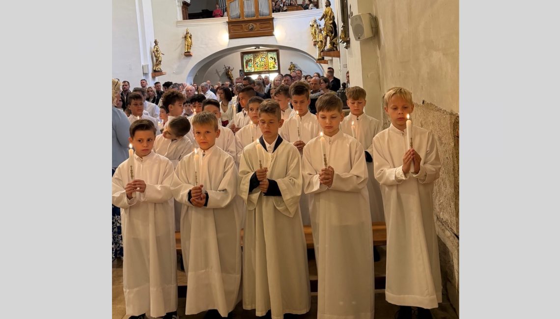 háttér szent antal 4
