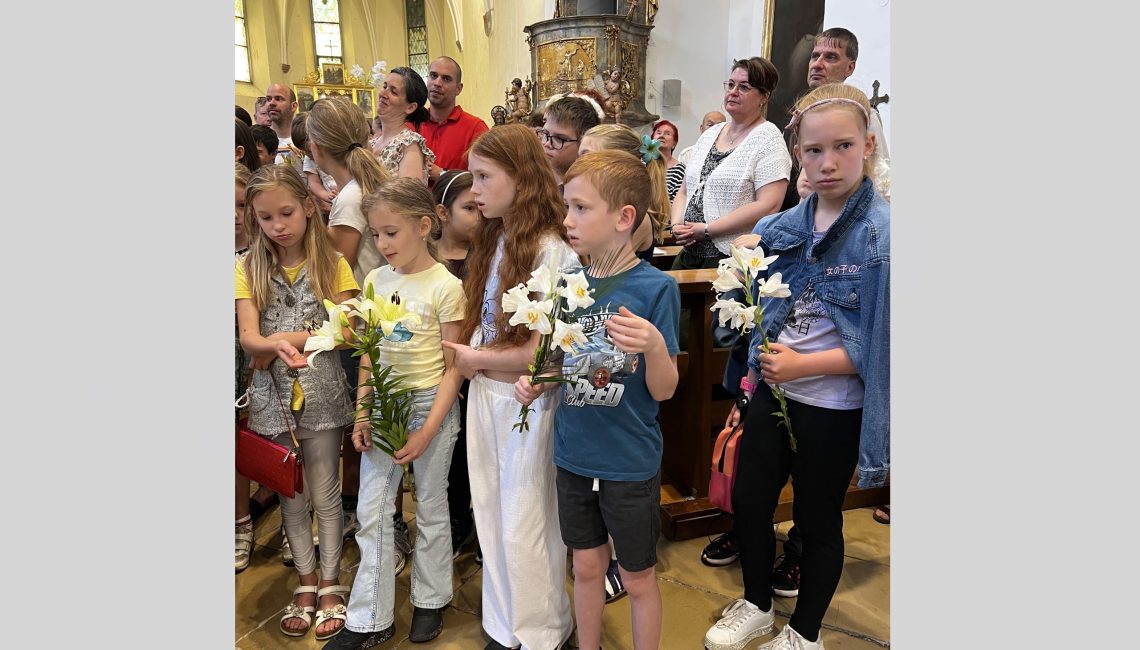 háttér szent antal 4