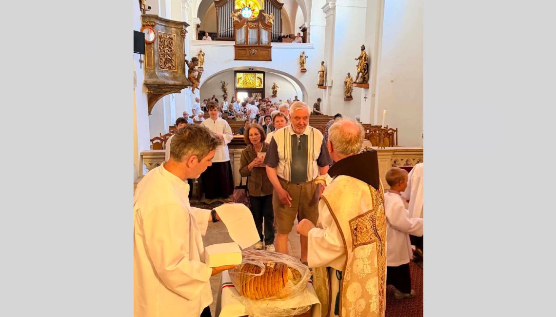 háttér szent antal 4