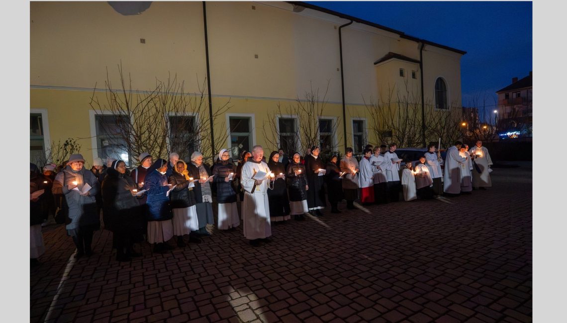 háttér szent antal 4 széles