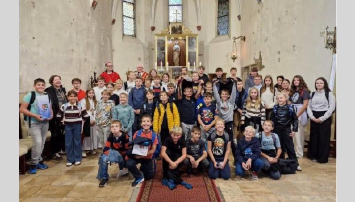 háttér szent antal 4 széles